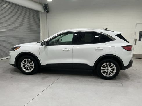 Used 2022 Ford Escape SE AWD/4WD image 5