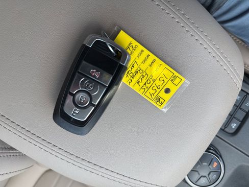 Used 2025 Ford Ranger Lariat w/ Chrome Accent Package AWD/4WD image 21