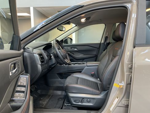 Used 2026 Nissan Rogue SV w/ Rock Creek Premium Package AWD/4WD image 17