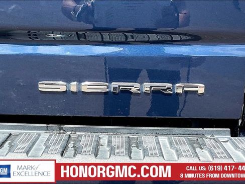 Used 2021 GMC Sierra 1500 Denali w/ Denali Ultimate Package AWD/4WD image 24