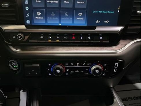 Used 2023 Chevrolet Silverado 1500 LTZ AWD/4WD image 22