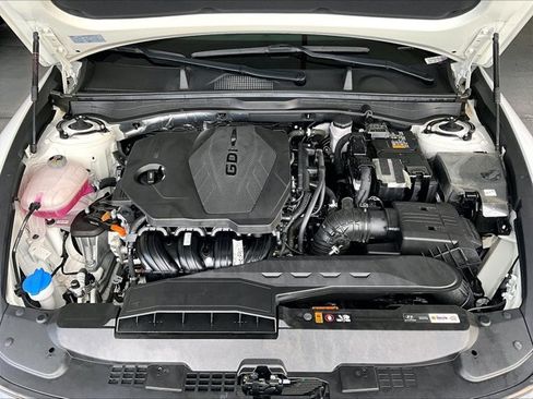 Used 2024 Hyundai Sonata SEL FWD image 11