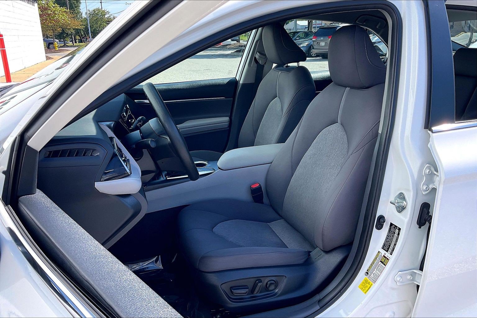 Used 2024 Toyota Camry LE FWD image 29