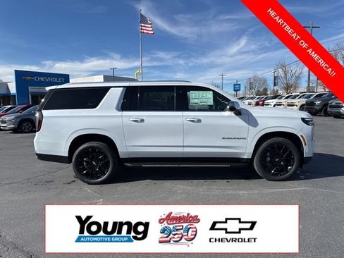 New 2026 Chevrolet Suburban Premier AWD/4WD image 8