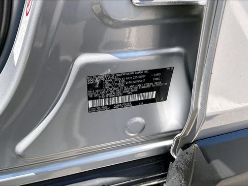 Used 2016 Toyota RAV4 LE FWD image 35