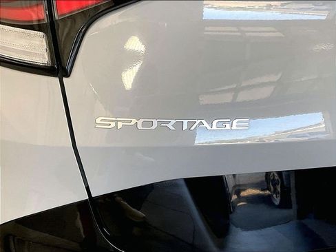 Used 2024 Kia Sportage SX AWD/4WD image 29