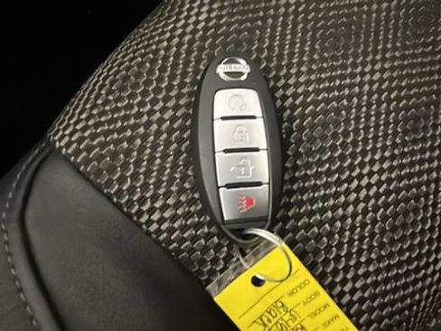 Used 2020 Nissan Rogue Sport SV w/ Technology Package AWD/4WD image 25
