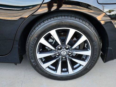 Used 2016 Nissan Altima 2.5 SL w/ Moonroof Package FWD image 51