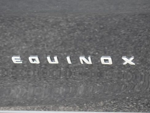 Used 2021 Chevrolet Equinox LT AWD/4WD image 12