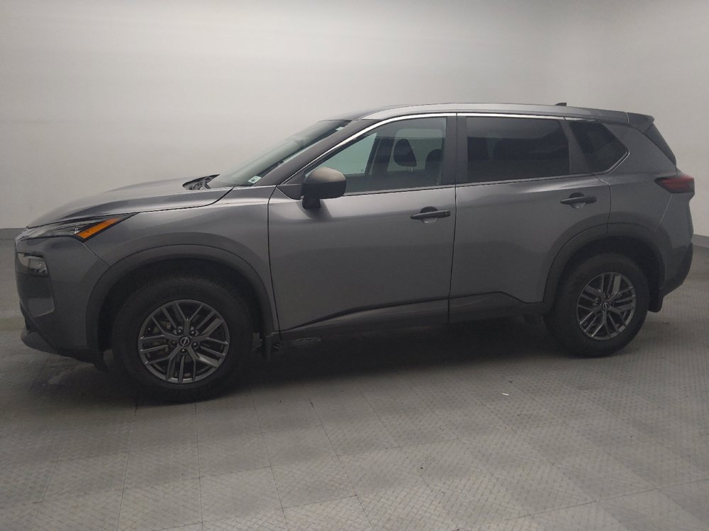 Used 2023 Nissan Rogue S FWD image 2