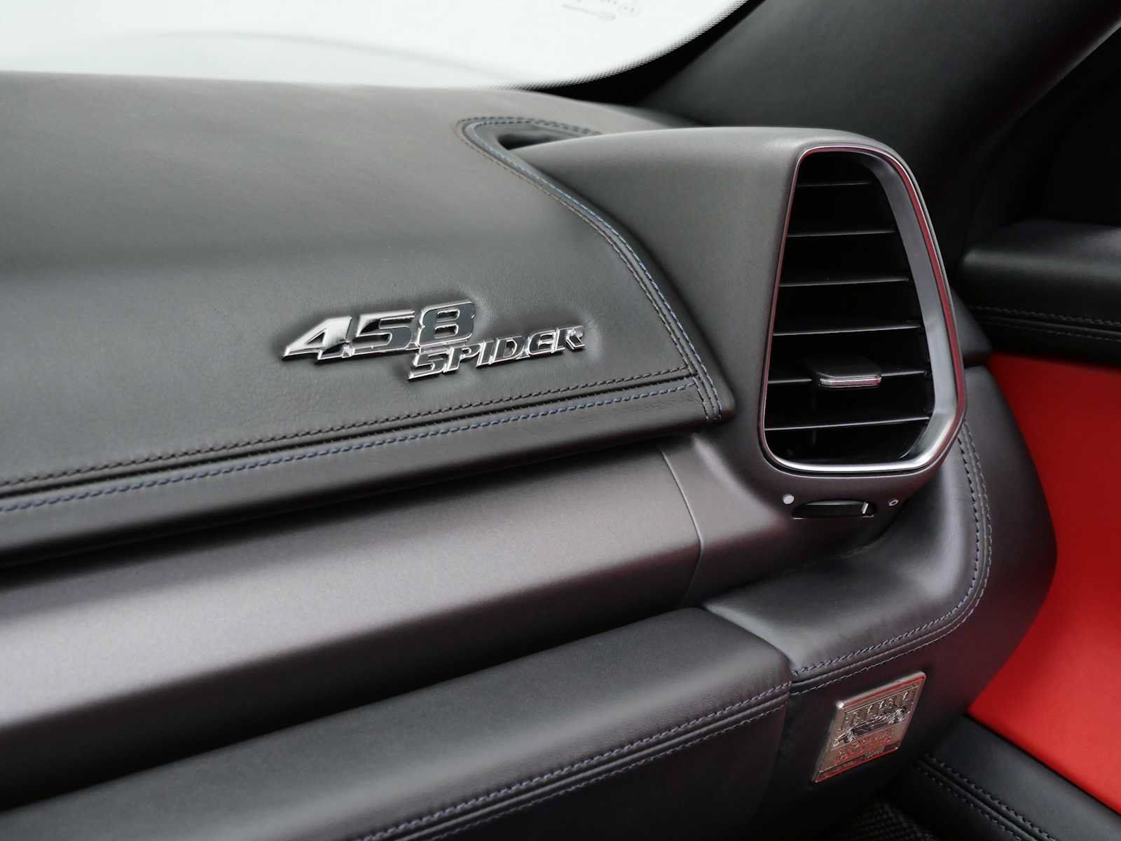 Certified 2013 Ferrari 458 Spider RWD image 23