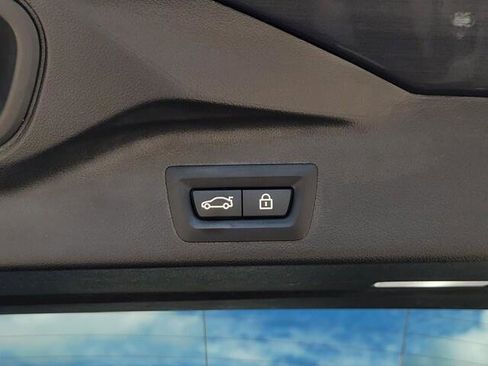 Certified 2023 BMW X5 sDrive40i image 9