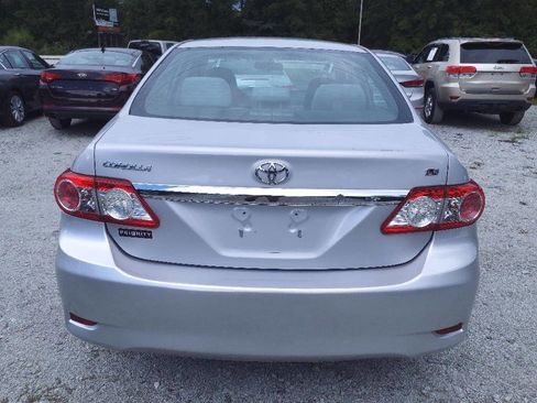 Used 2013 Toyota Corolla LE Special Edition image 2