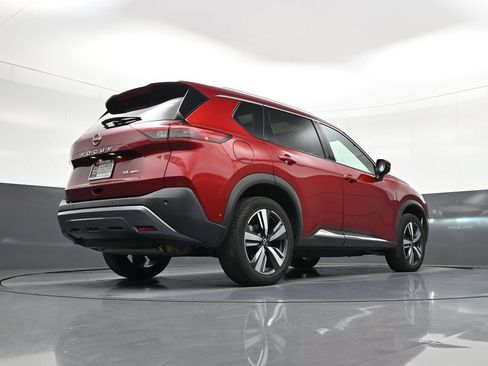 Certified 2023 Nissan Rogue SL w/ SL Premium Package AWD/4WD image 25