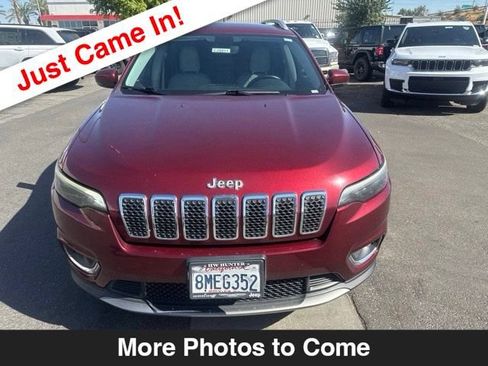 Used 2019 Jeep Cherokee Limited FWD image 9