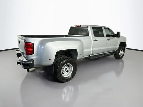 Used 2019 Chevrolet Silverado 3500 W/T w/ WT Convenience Package AWD/4WD image 7