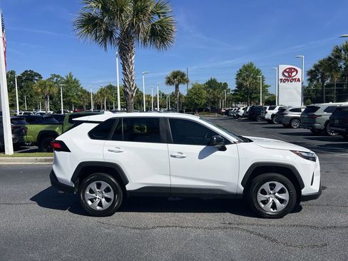 Used 2024 Toyota RAV4 LE FWD image 11