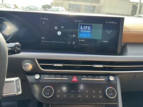 Certified 2025 Hyundai Sonata Limited FWD image 10