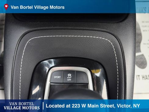 Used 2022 Toyota Corolla SE image 20