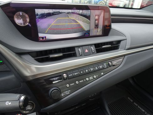 Used 2020 Lexus ES 350 w/ Accessory Package FWD image 20