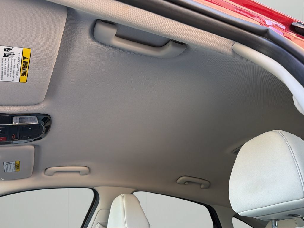 Used 2025 Hyundai Sonata SEL FWD image 14