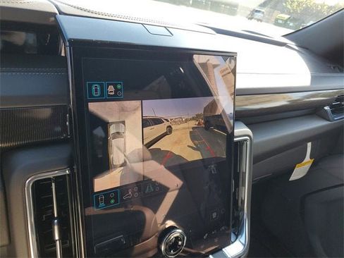 New 2026 GMC Yukon Elevation image 22