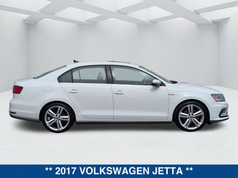 Used 2017 Volkswagen Jetta GLI FWD image 4
