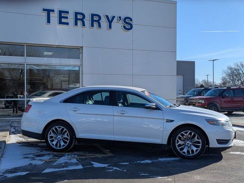Used 2014 Ford Taurus Limited image 2