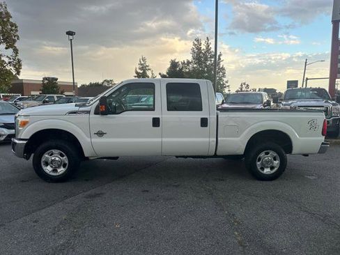 Used 2011 Ford F250 XLT image 8