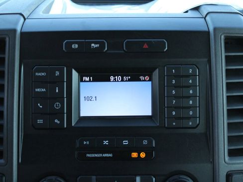 Used 2022 Ford F250 XL w/ Power Equipment Group image 22