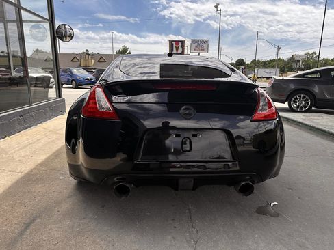 Used 2013 Nissan 370Z Touring w/ Sport Pkg RWD image 7