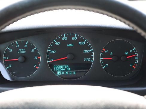 Used 2011 Chevrolet Impala LT w/ Luxury Edition Package FWD image 19
