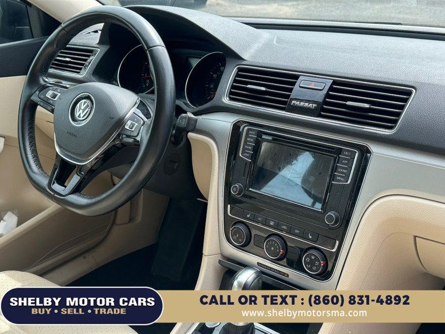 Used 2019 Volkswagen Passat 2.0T Wolfsburg w/ Wheels & Sunroof Package FWD image 15