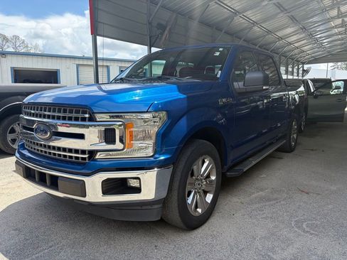 Used 2018 Ford F150 XLT w/ Equipment Group 302A Luxury RWD image 3