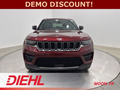 New 2025 Jeep Grand Cherokee Laredo X w/ Luxury Tech Group I image 2