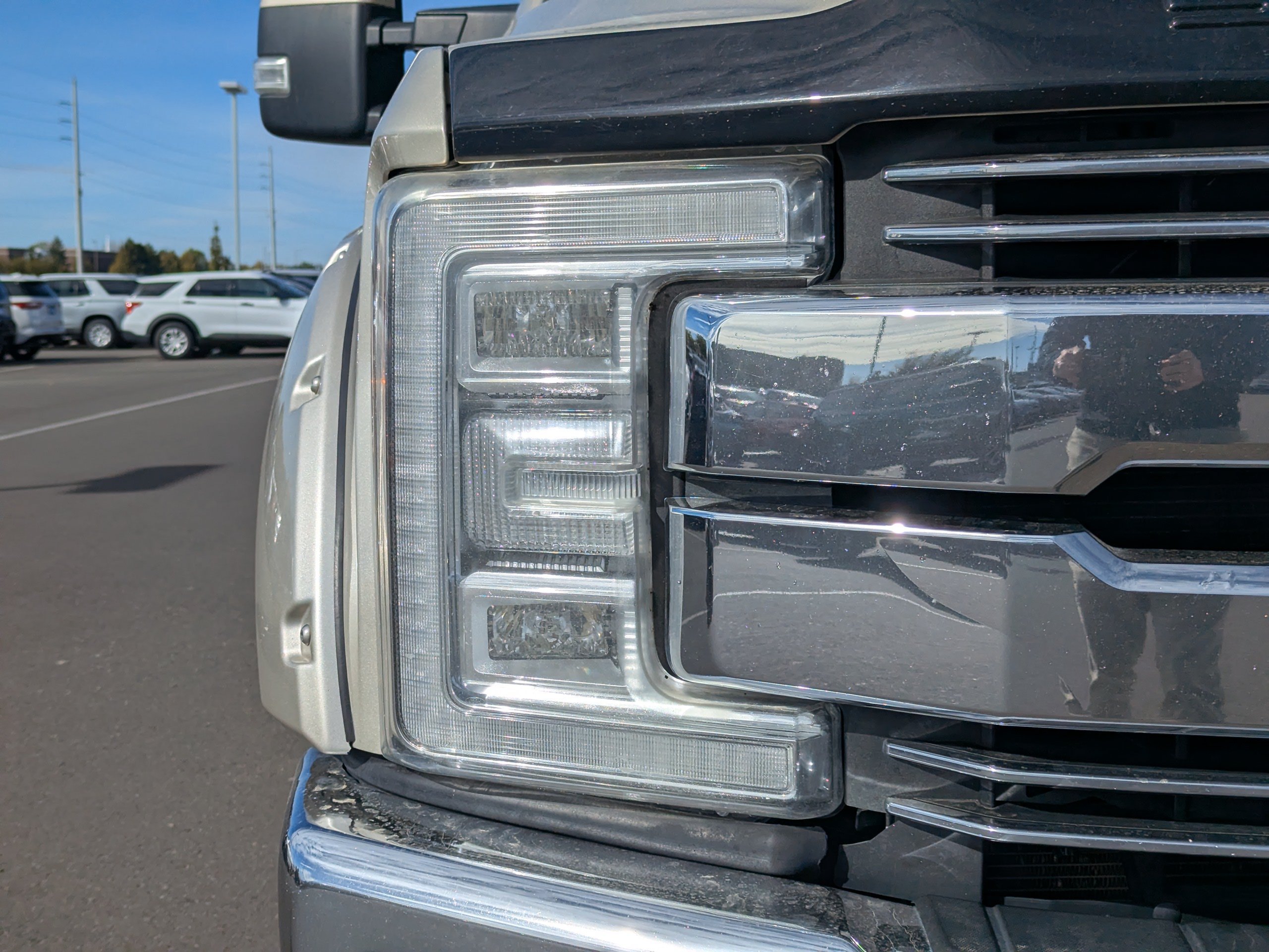 Used 2017 Ford F350 Lariat w/ Lariat Ultimate Package AWD/4WD image 43