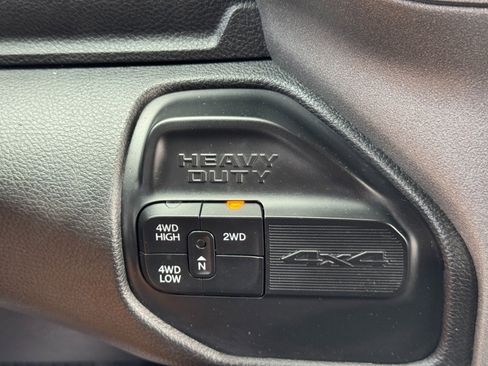 Used 2022 RAM 3500 Tradesman image 21