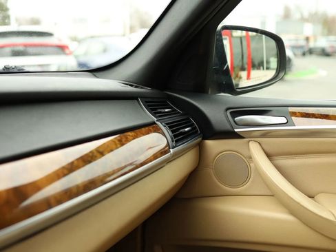 Used 2011 BMW X5 xDrive50i AWD/4WD image 28