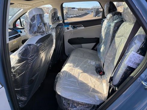 New 2026 Kia Sportage EX image 10