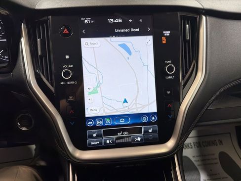 Used 2025 Subaru Outback Premium image 28