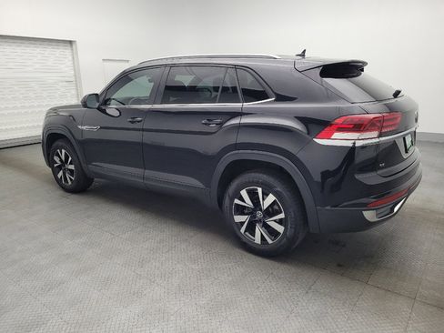 Used 2020 Volkswagen Atlas Cross Sport SE image 3