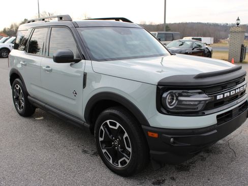 Used 2024 Ford Bronco Sport Outer Banks w/ Tech Package image 4