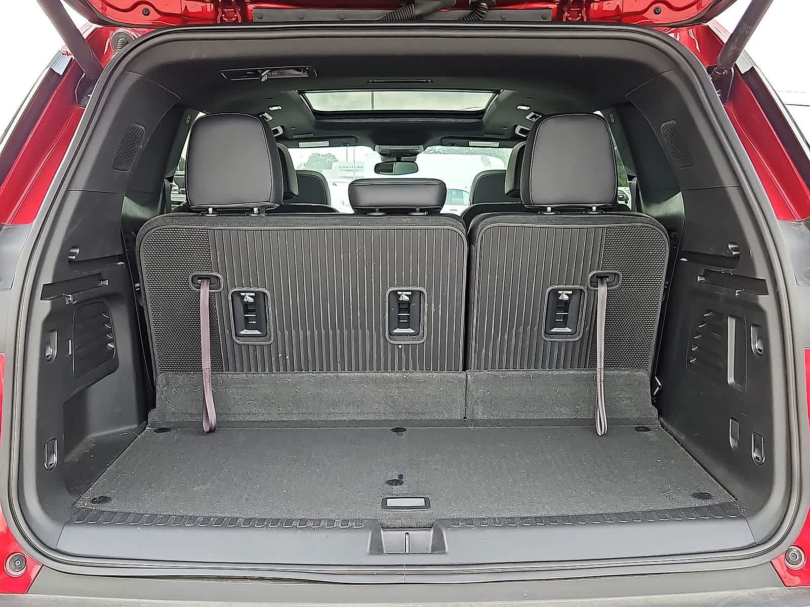 Certified 2024 GMC Acadia AT4 AWD/4WD image 32