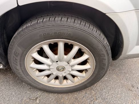 Used 2003 Chrysler Sebring LX FWD image 12