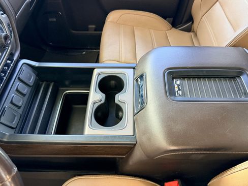 Used 2018 GMC Sierra 2500 Denali w/ Duramax Plus Package image 16