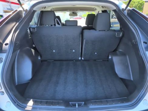 Used 2023 Mitsubishi Eclipse Cross LE AWD/4WD image 17