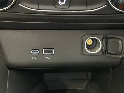 Used 2024 Buick Encore GX Preferred FWD image 45