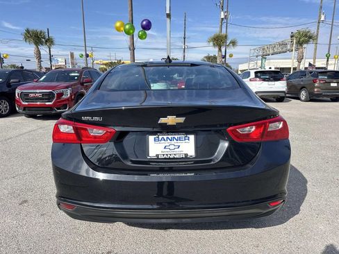 Certified 2022 Chevrolet Malibu LS image 6