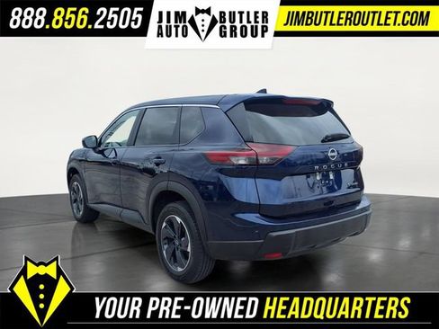 Used 2024 Nissan Rogue SV AWD/4WD image 25