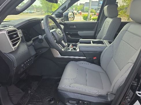 New 2026 Toyota Tundra Limited AWD/4WD image 10